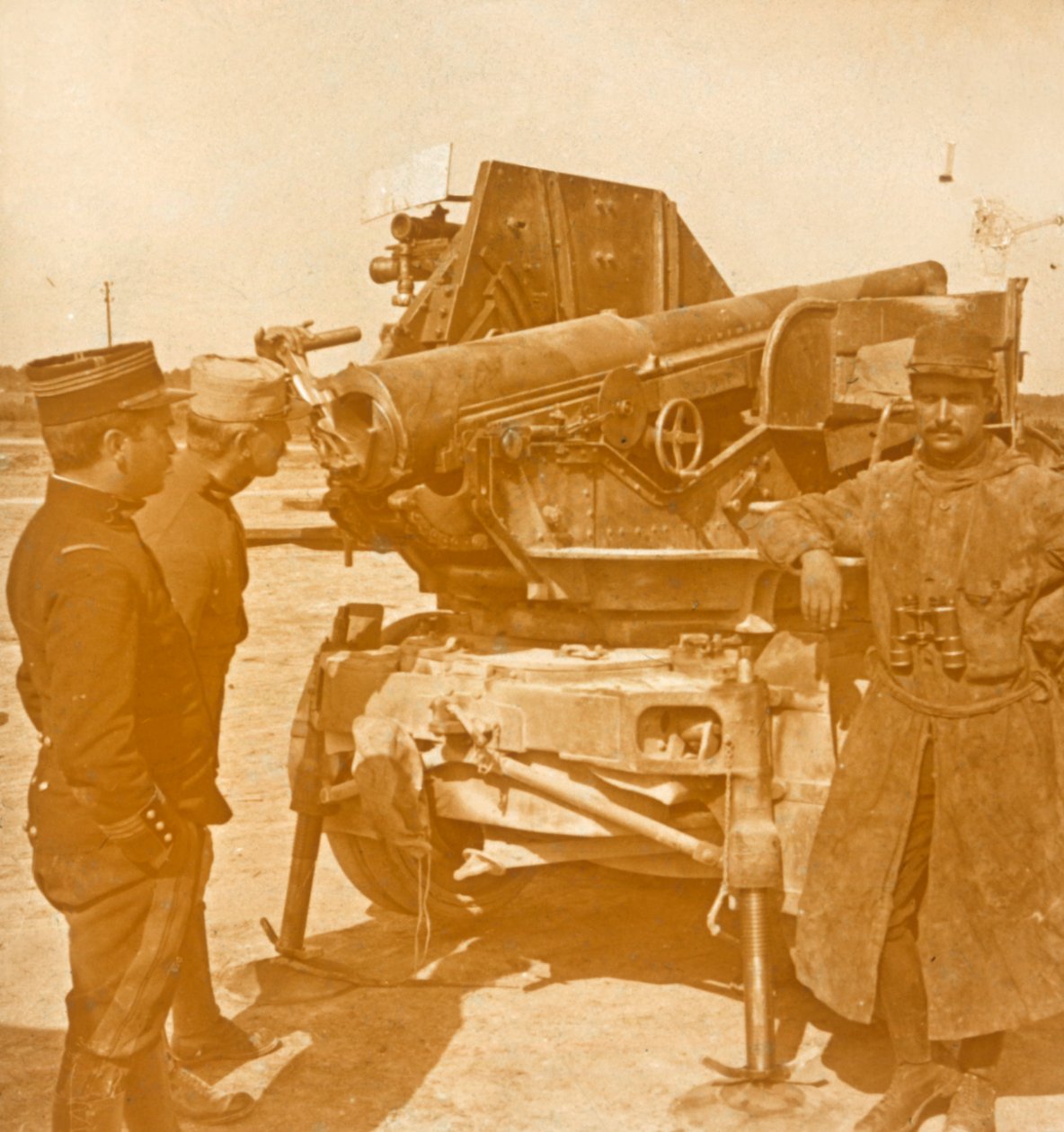 75 automatisk luftvernpistol, c1914-c1918 av Unbekannt