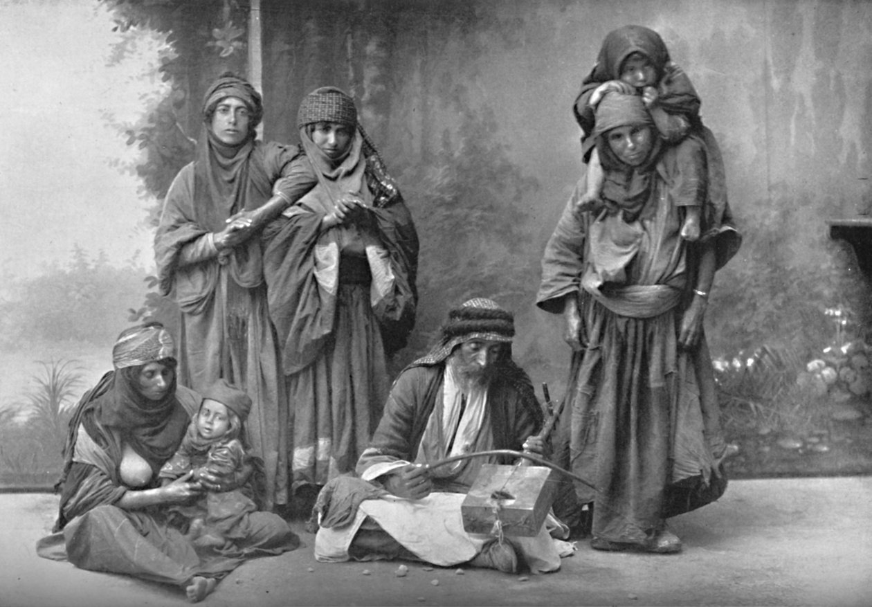 En beduinmusiker og hans publikum, 1902 av Unbekannt