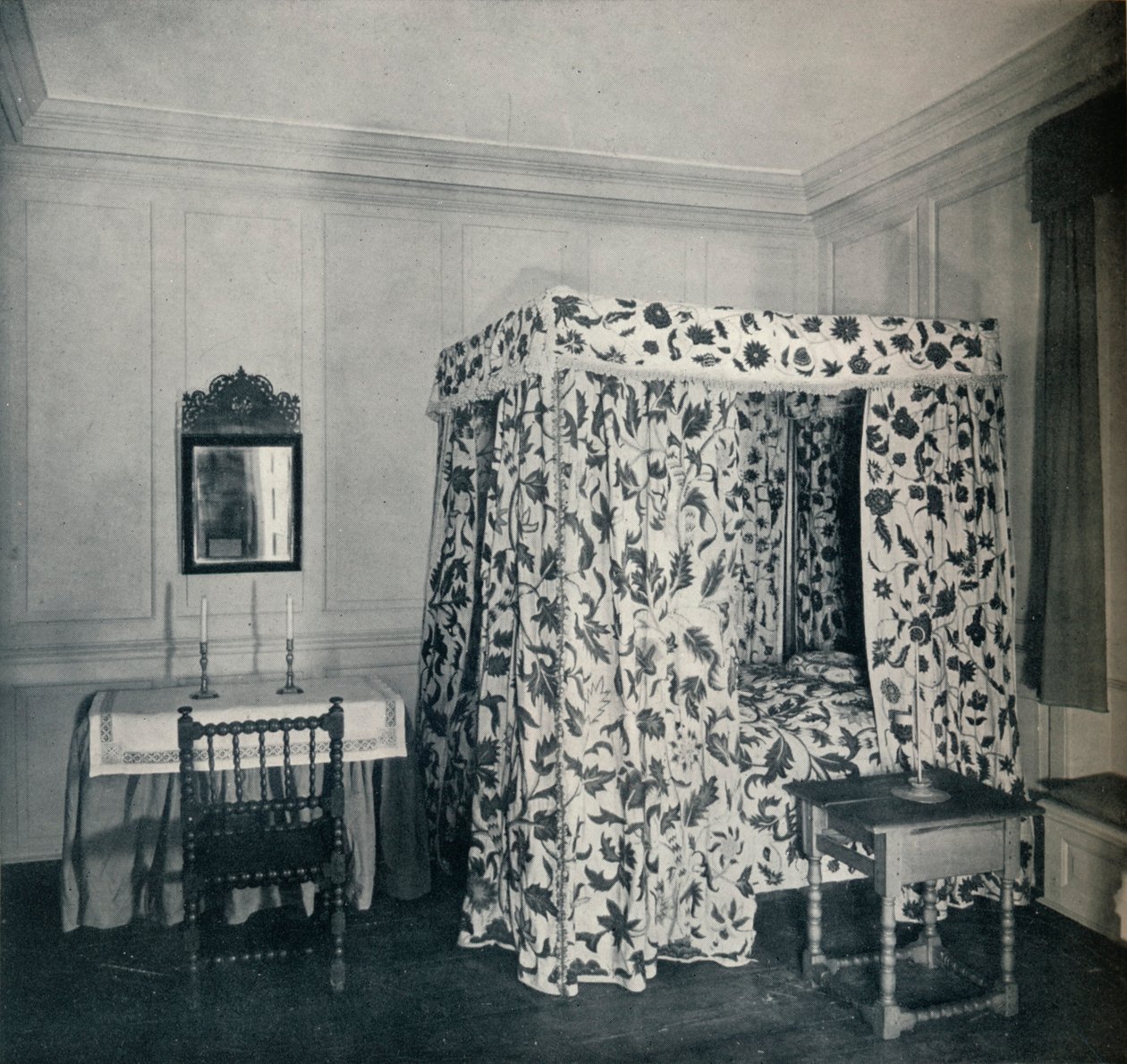 Et soverom fra huset til major Nicholas Sewall, ved Secretary, 1930 av Unbekannt