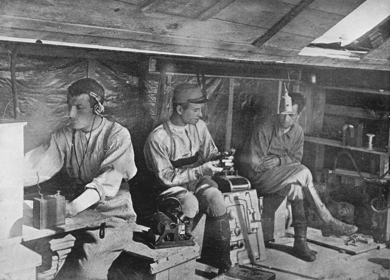 En fransk telefonpost, 1915 av Unbekannt