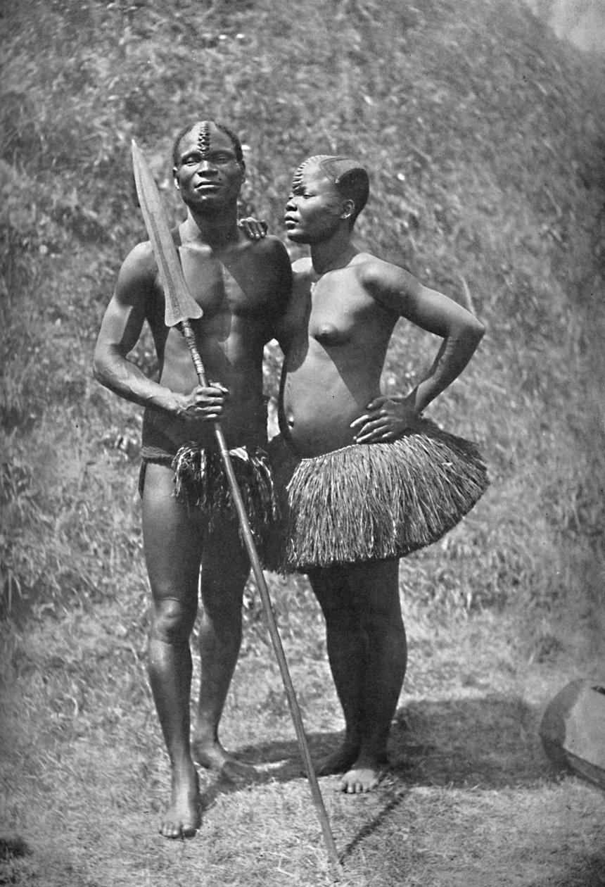 En Mulolo Kongo-kriger og hans kone fra de sentrale Kongo-regionene, 1902 av Unbekannt