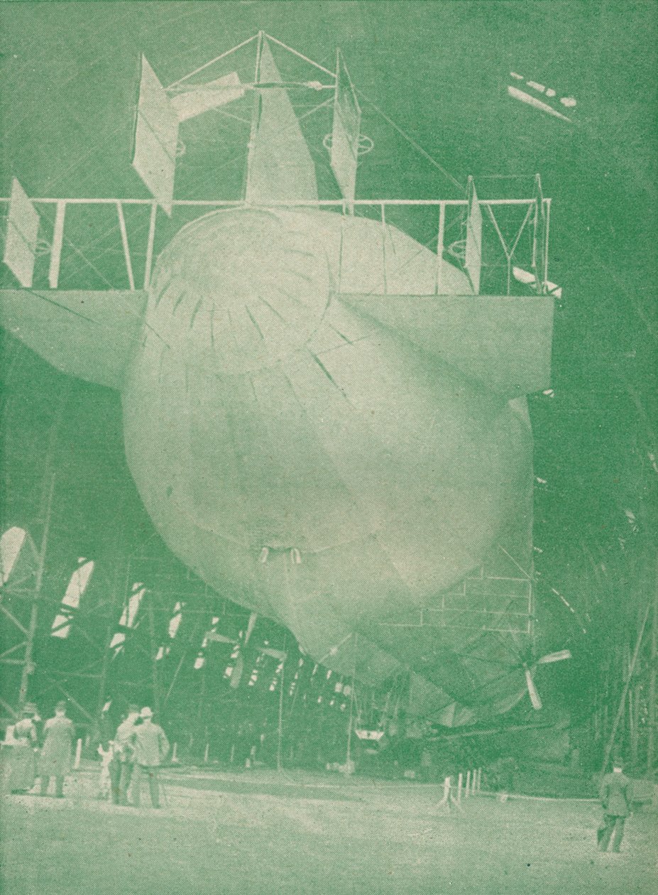 En Zeppelin hjemme, ca 1917 1919 av Unbekannt