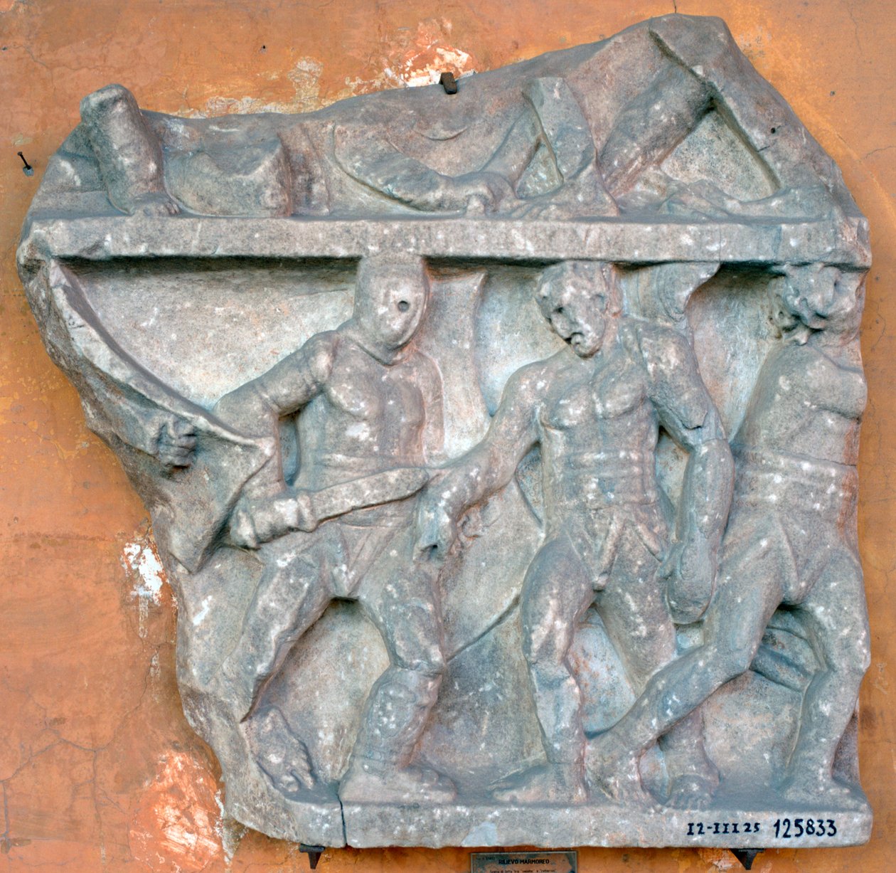 Et basrelieff av en kamp mellom Secutor og Retiarius, 3. århundre, Roma av Unbekannt