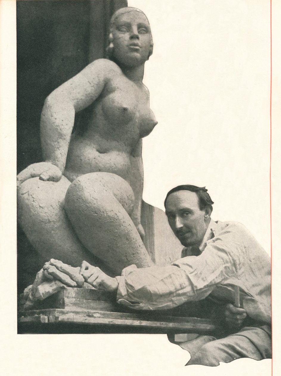 En cameo av Frank Dobson Booths Has The Magic of Pygmalion. Det får til og med noen statuer til å våkne av Unbekannt