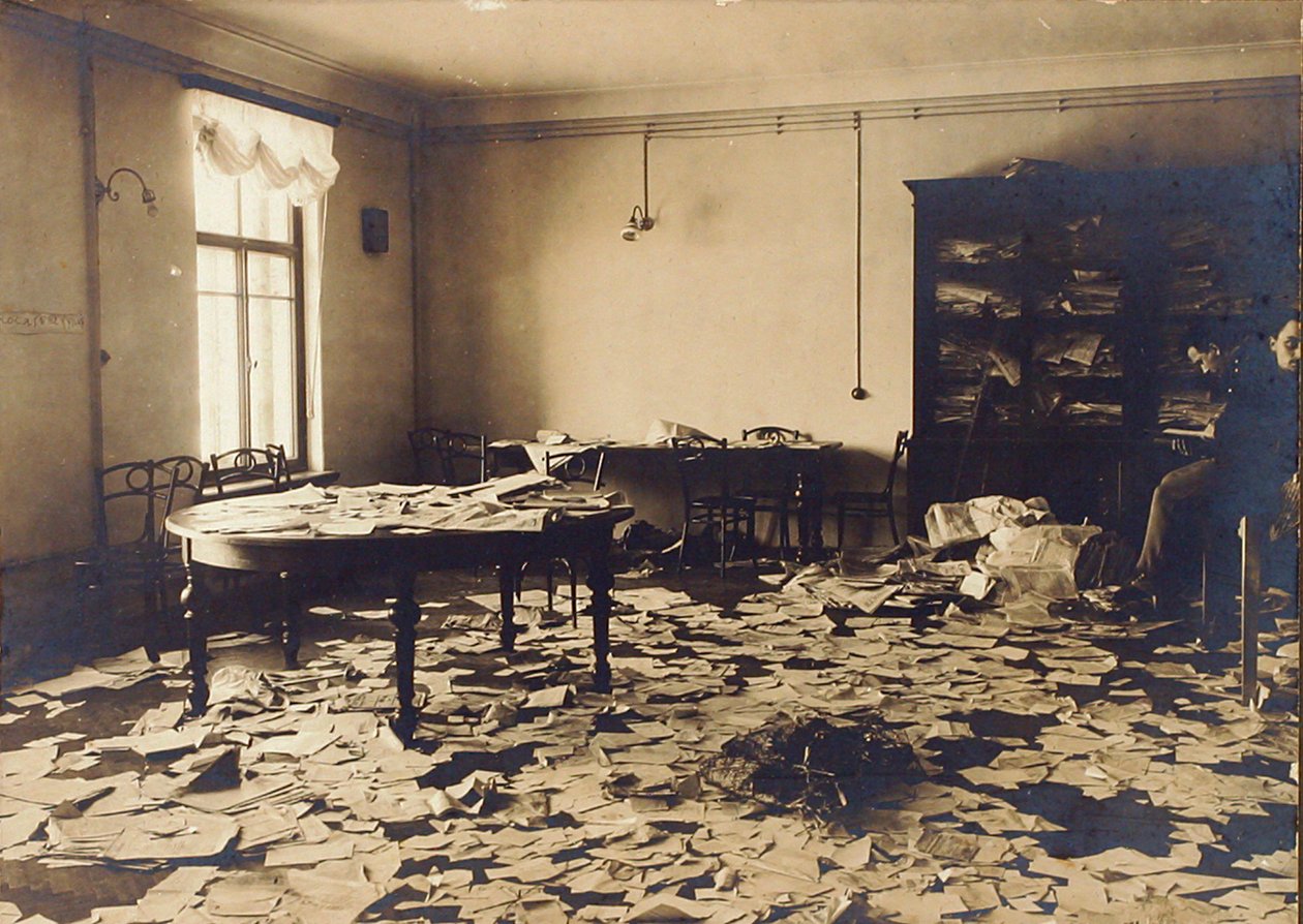Et rom etter et søk, Russland, tidlig på 1900-tallet av Unbekannt