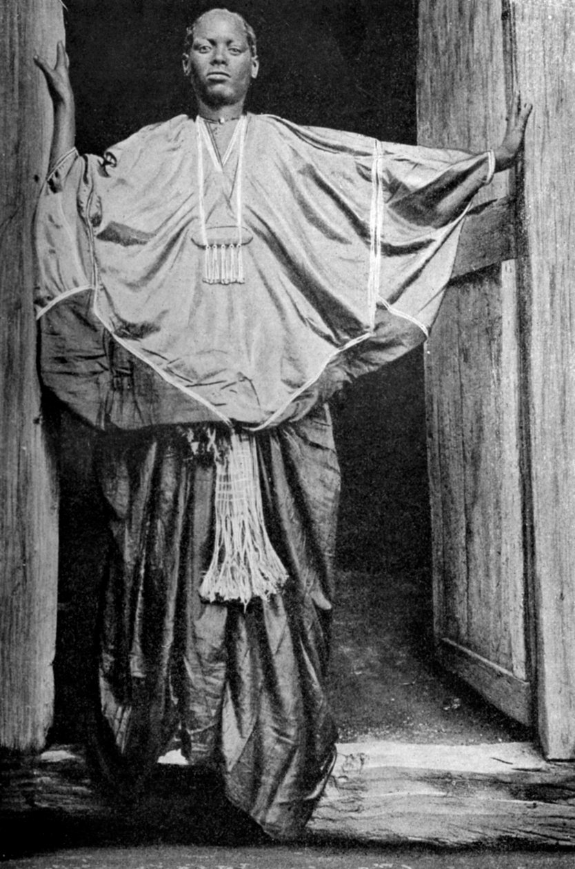 En kvinne fra Harar i festivalantrekk, Etiopia, 1922 av Unbekannt