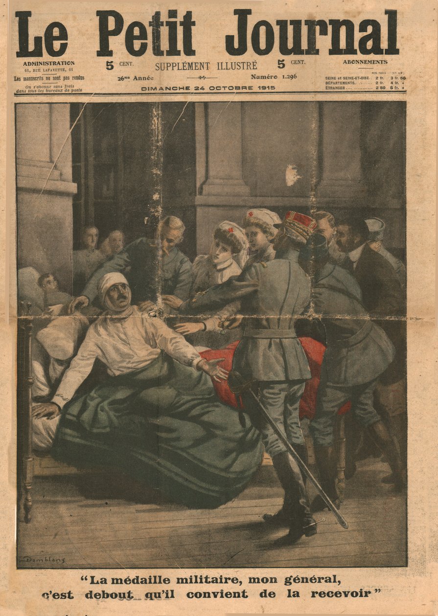 En såret mann prøver å reise seg for å motta medaljen sin, 1915. av Unbekannt