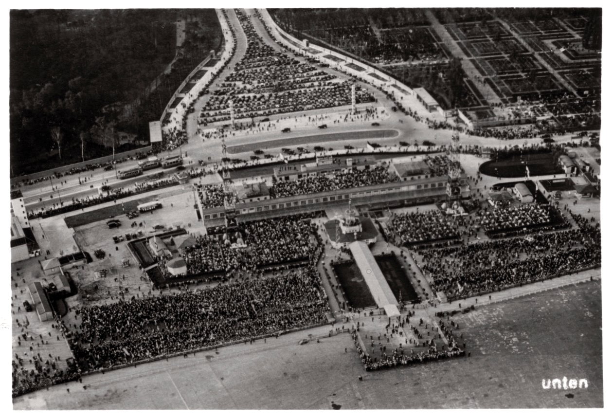 Luftfoto av Berlin Tempelhof flyplass, Tyskland, fra en Zeppelin, c1931 1933 av Unbekannt