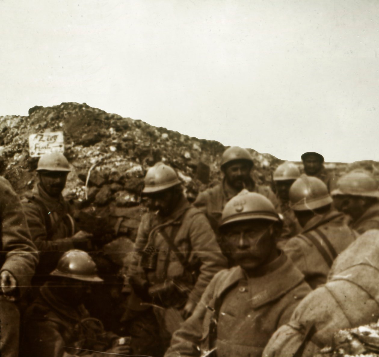 Etter angrepet, Artois, Nord-Frankrike, c1914-c1918 av Unbekannt
