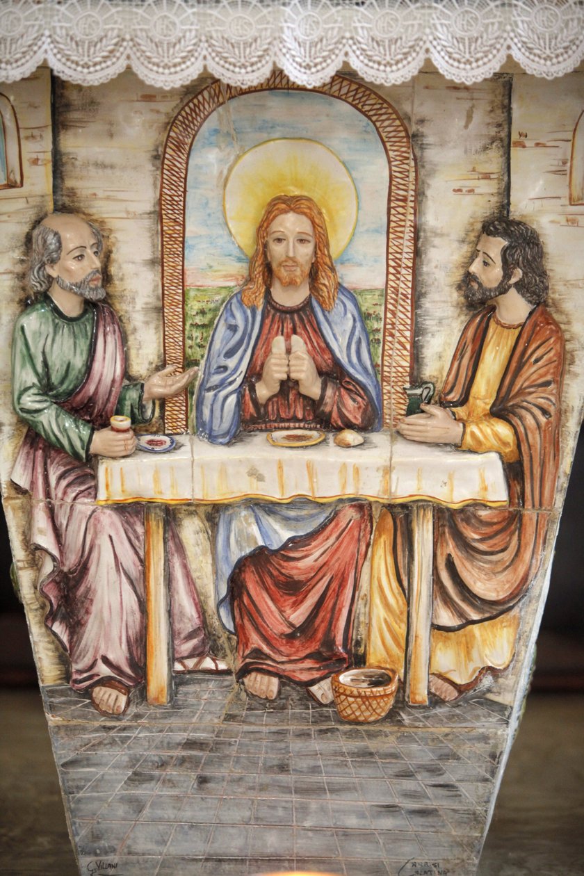 Alter som viser Jesus med Emmaus-pilegrimene, Depressa, Italia av Unbekannt