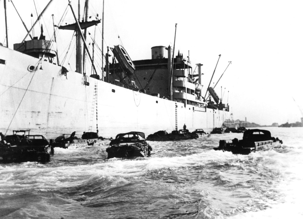 Amerikanske amfibiekjøretøyer, Le Havre, Frankrike, 1944 av Unbekannt
