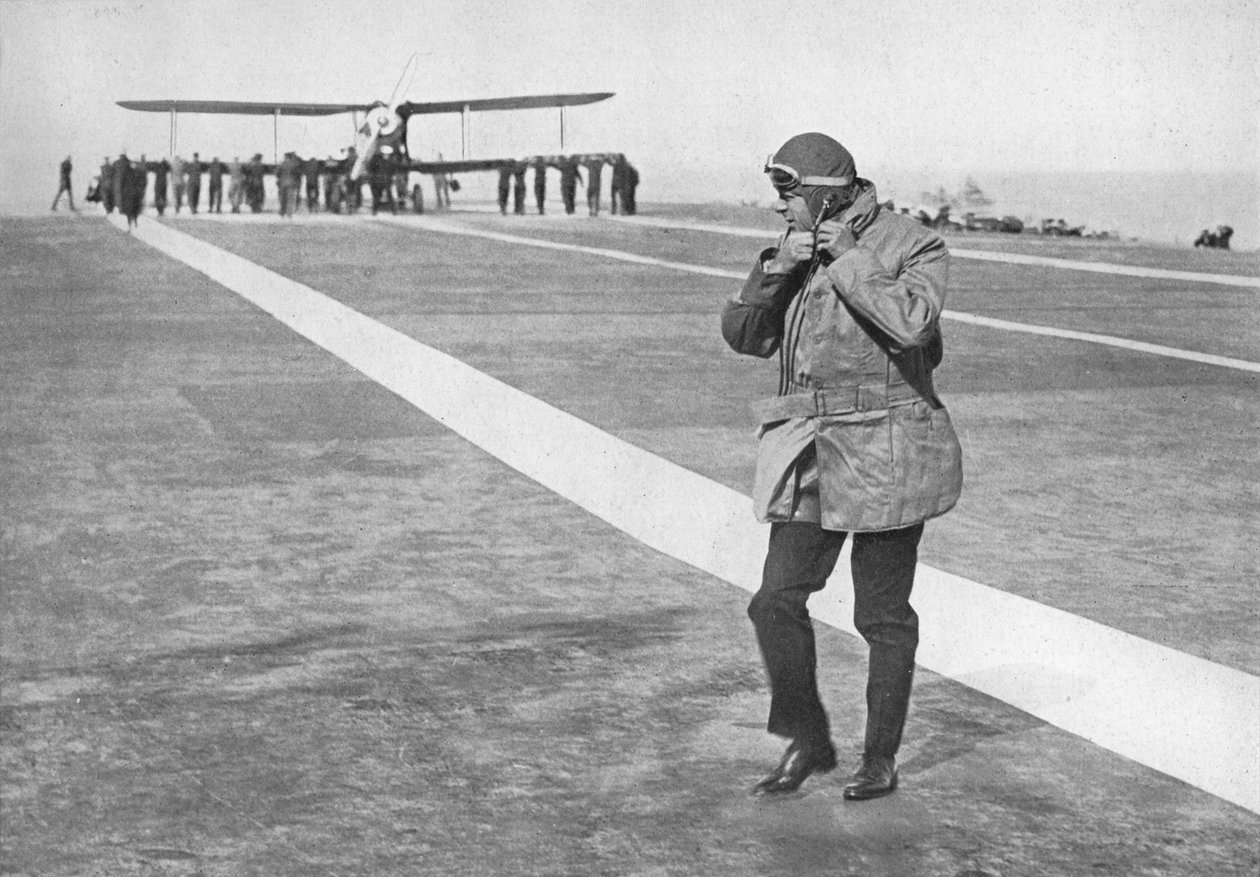 En historisk anledning: Kong Edward fjerner sin flygende hjelm, 1936 av Unbekannt