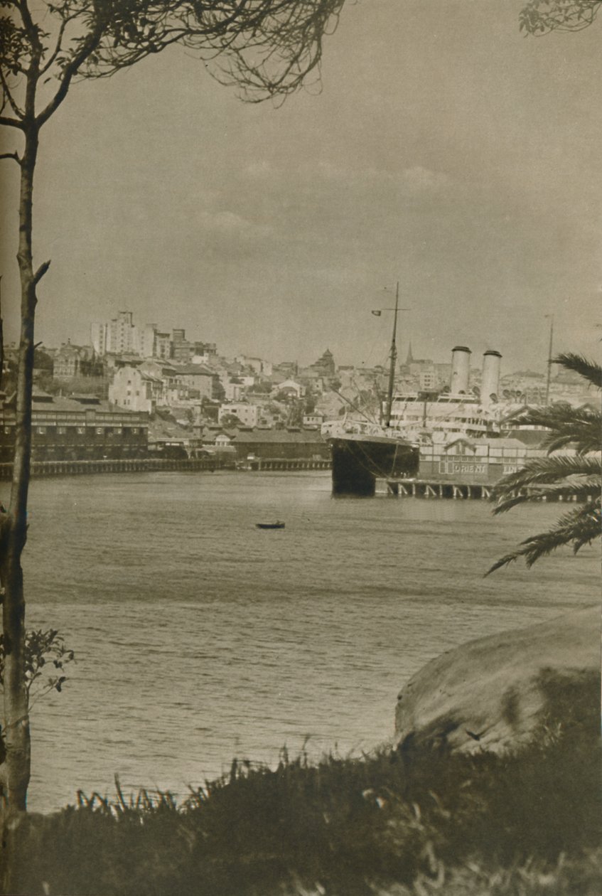 En Orient Liner til kai i Woolloomooloo Bay, 1937 av Unbekannt