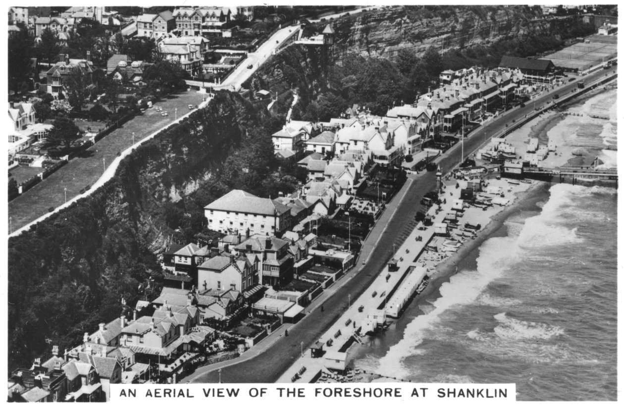 En utsikt over forstranden ved Shanklin, 1936 av Unbekannt