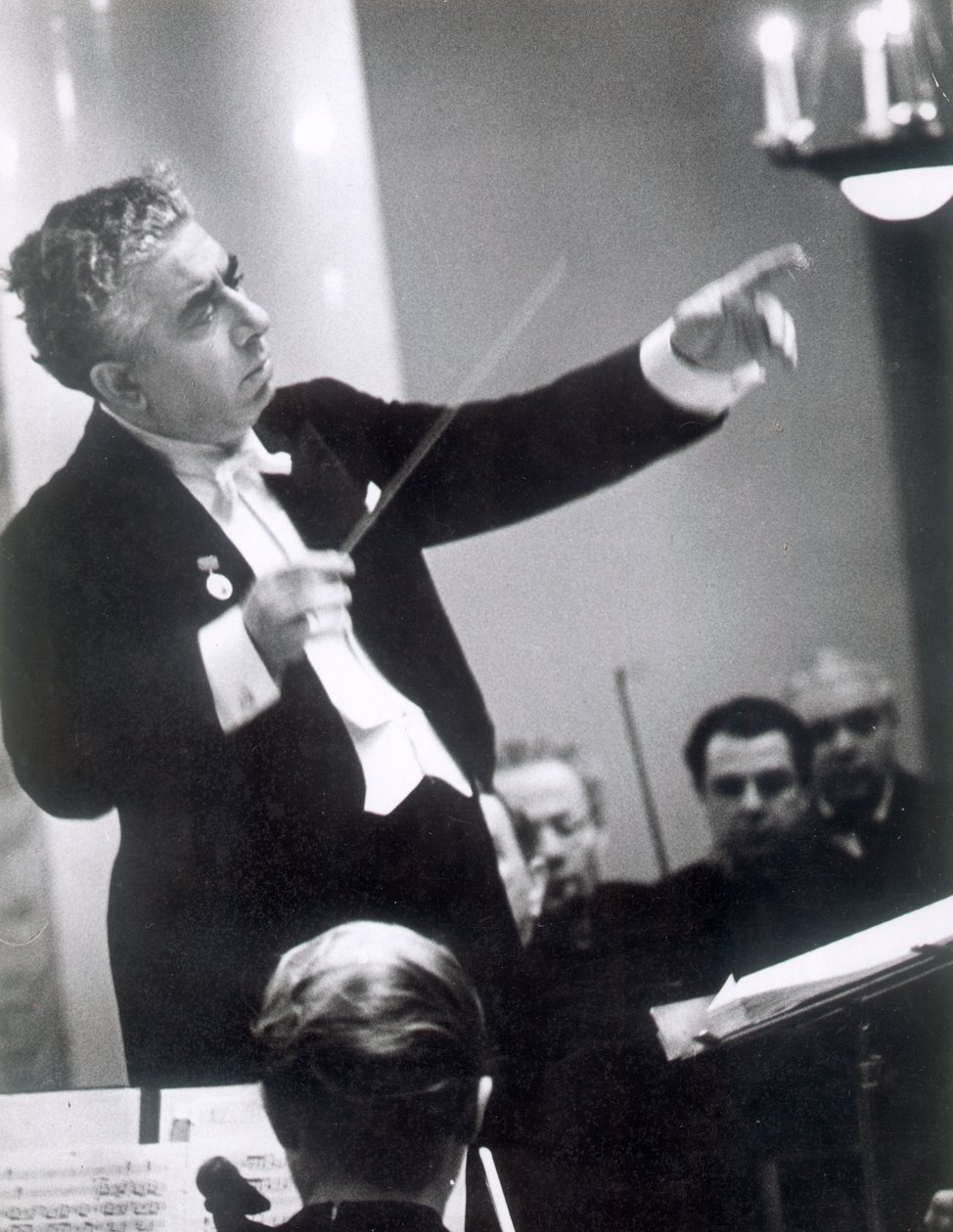 Aram Khachaturian , sovjet-armensk komponist, 1960-tallet av Unbekannt
