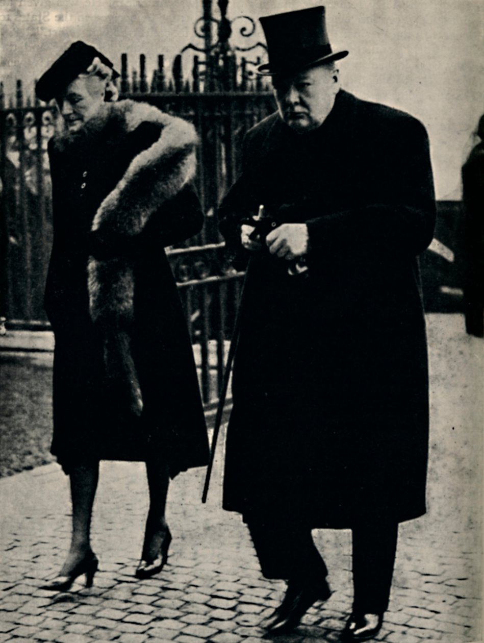 Ved Duke of Connaughts begravelse, januar 1942, 1945. av Unbekannt