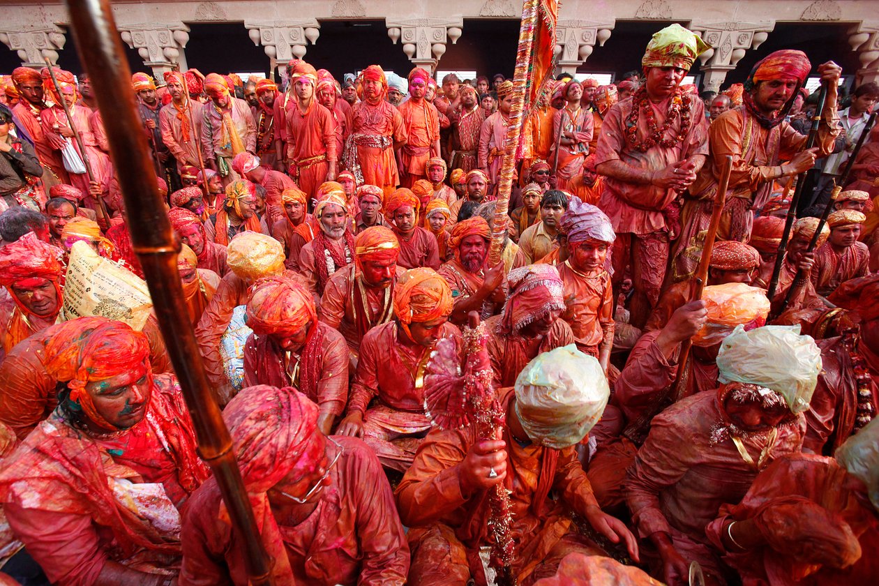 Barsana Villagegers feirer Holi i Nandgaon Nandgaon Nande av Unbekannt