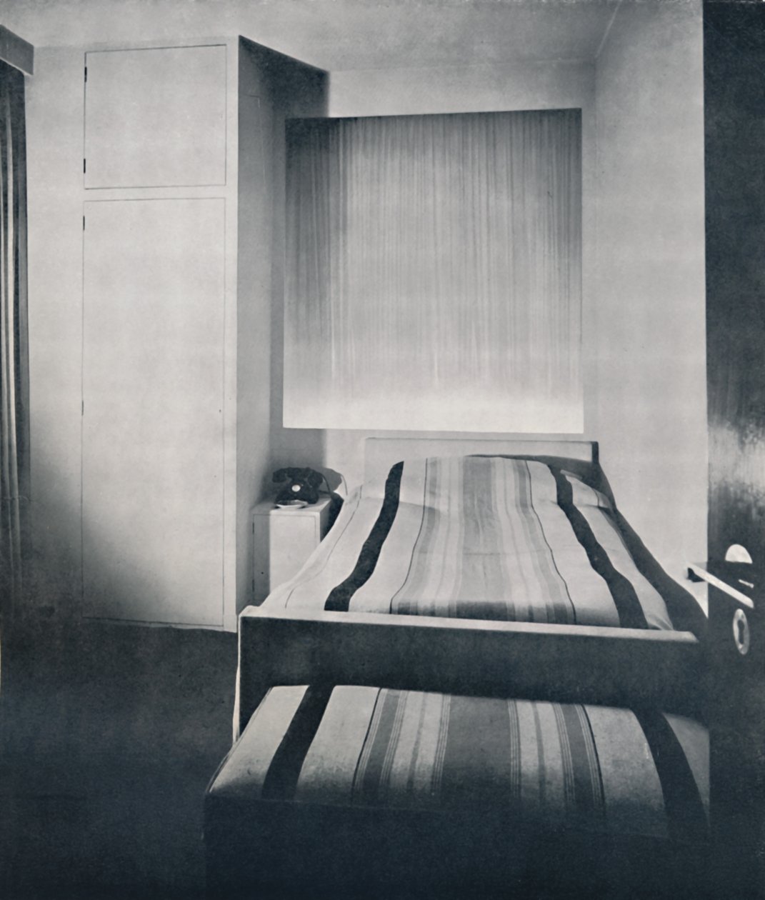 Soverom av Bird Iles Ltd., London, 1936 av Unbekannt