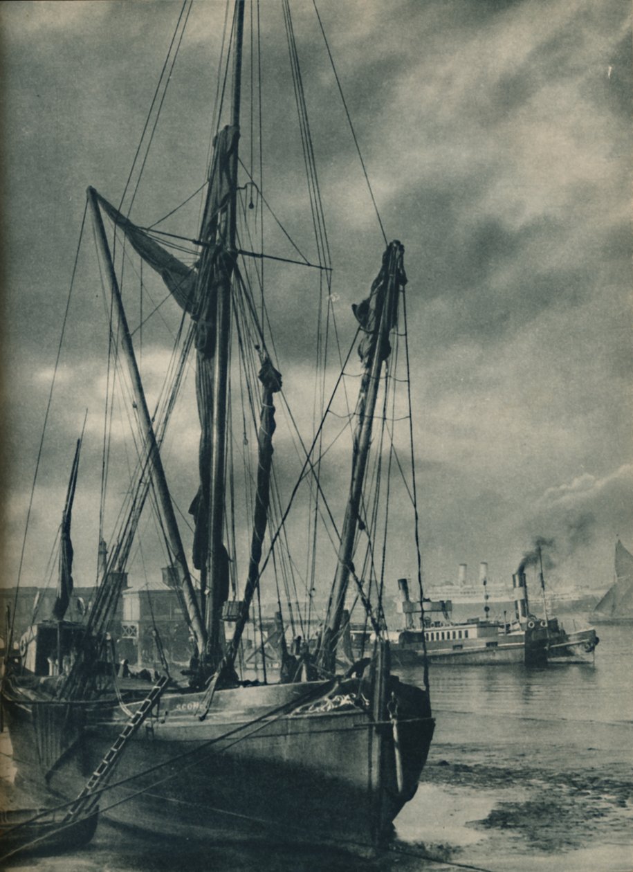 Under broene, 1936 av Unbekannt