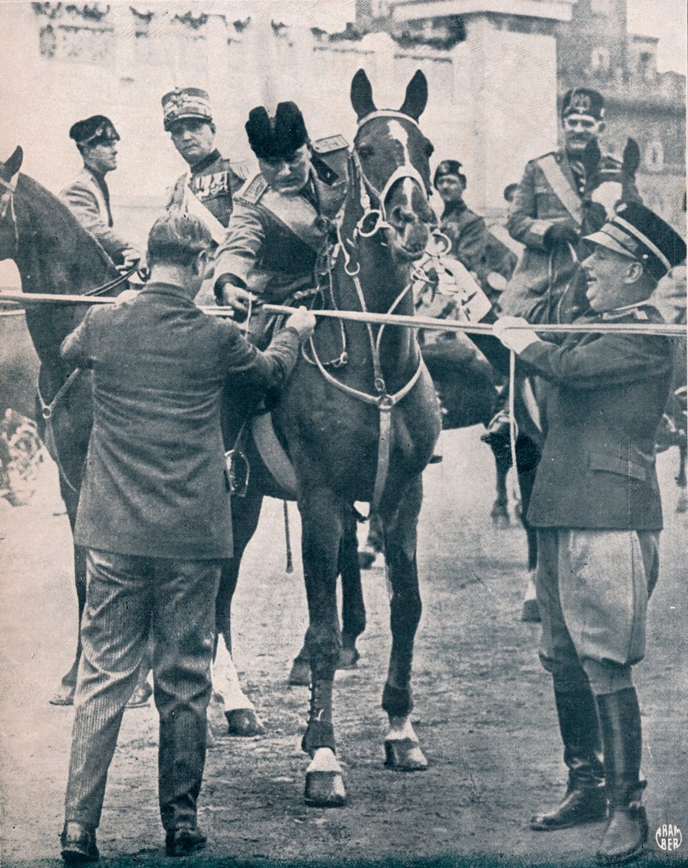 Benito Mussolini, italiensk fascistleder, c1922-1933 av Unbekannt