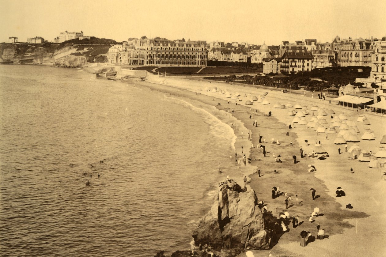 Biarritz - The Great Beach, c1930. av Unbekannt