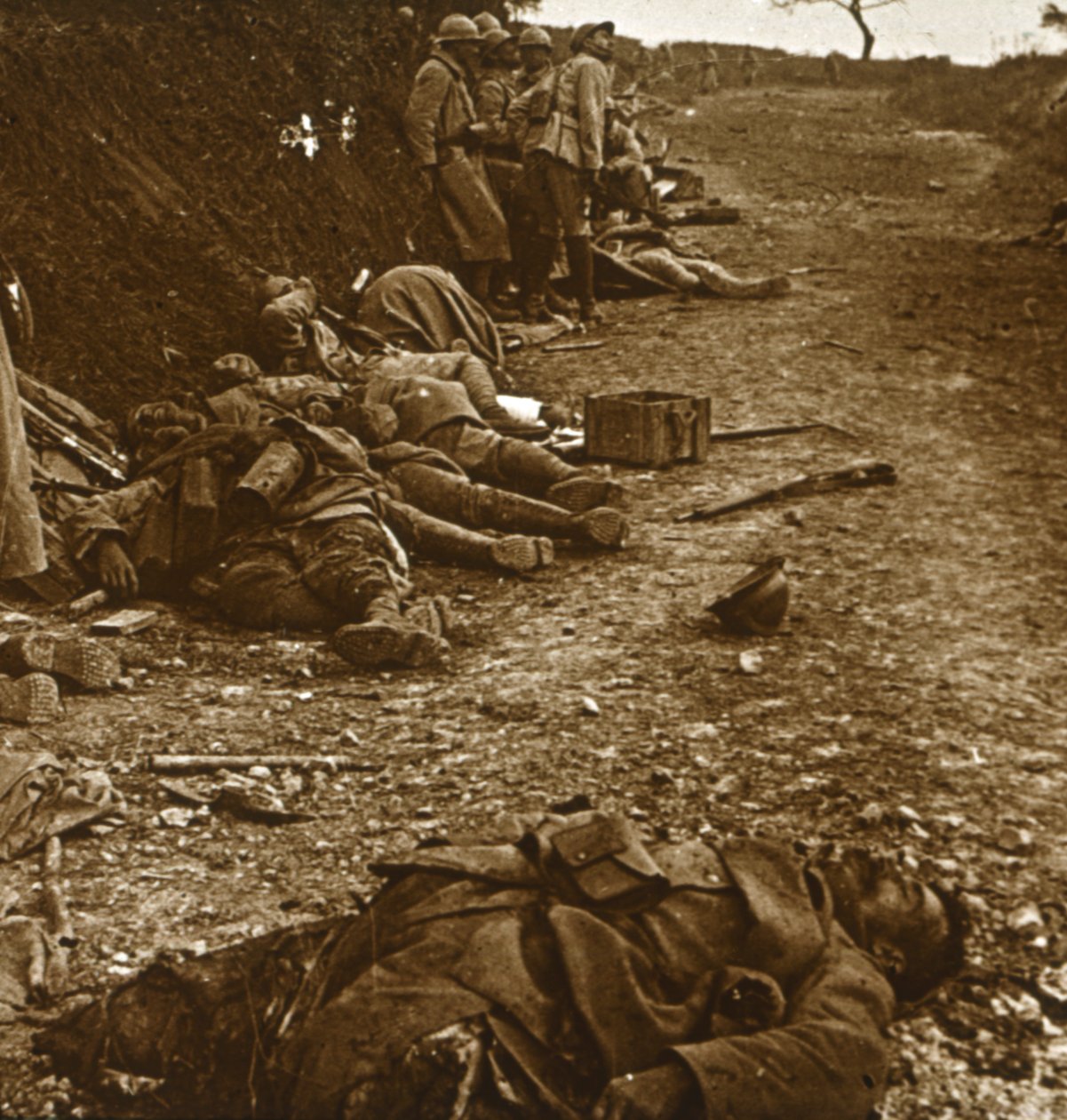 Lik etter inntak av Courcelles, Nord-Frankrike, 1918 av Unbekannt