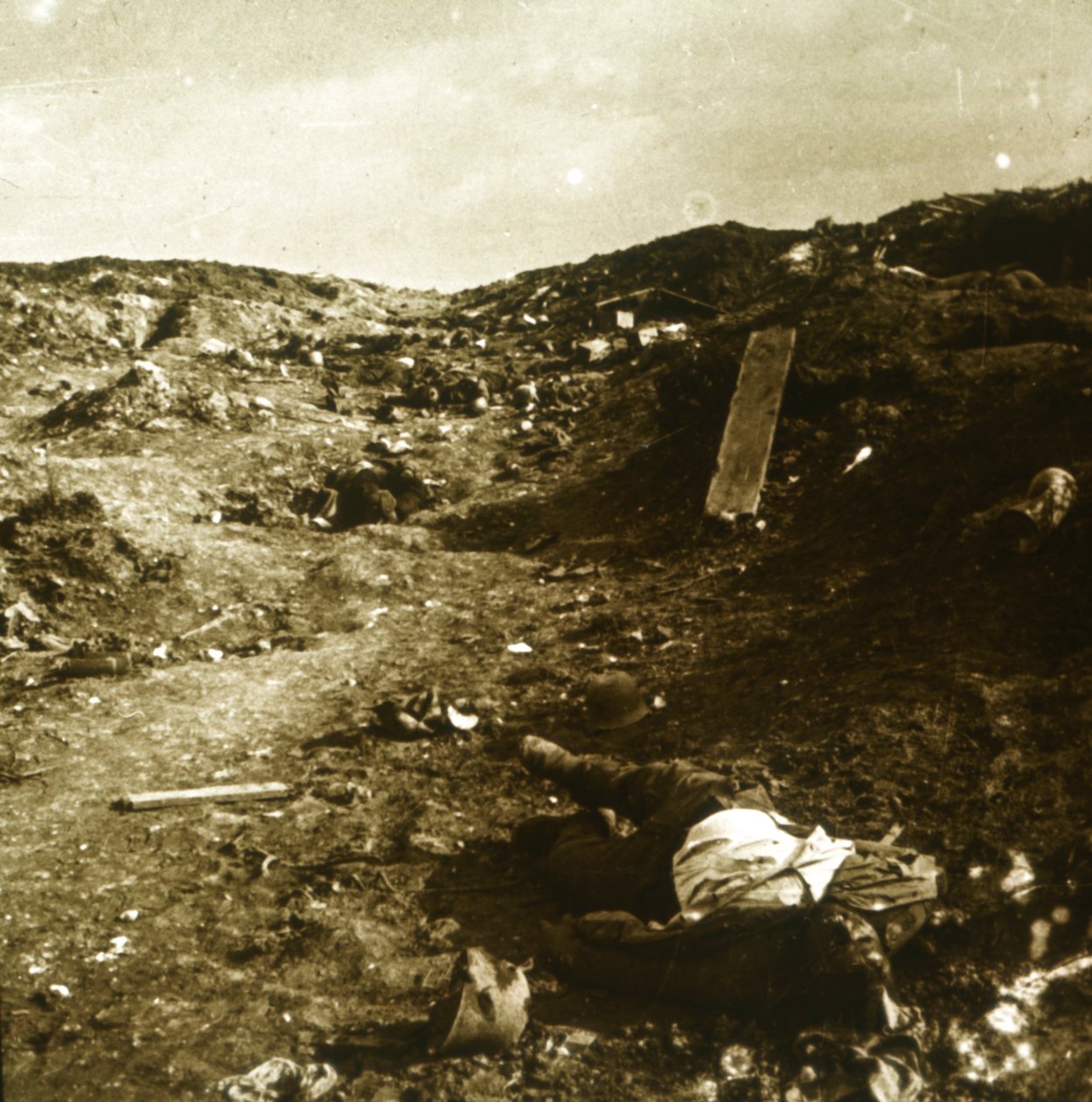 Kropp, skyttergraver på frontlinjen, Somme, Nord-Frankrike, c1916-c1918 av Unbekannt