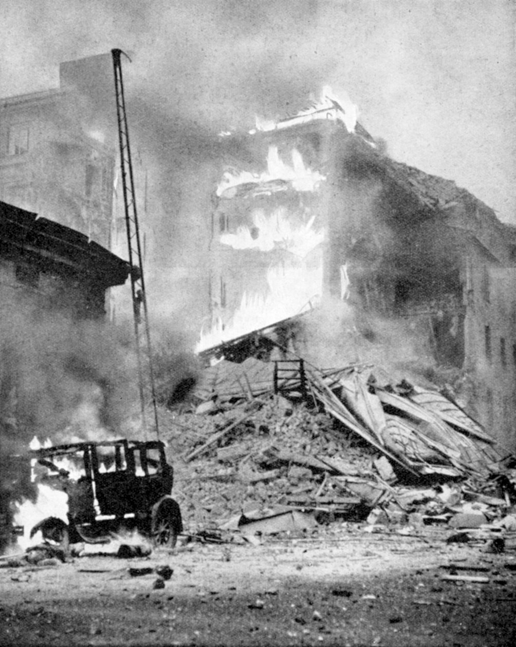 Bombing av Helsingfors av russerne, 2. verdenskrig, c1940 av Unbekannt