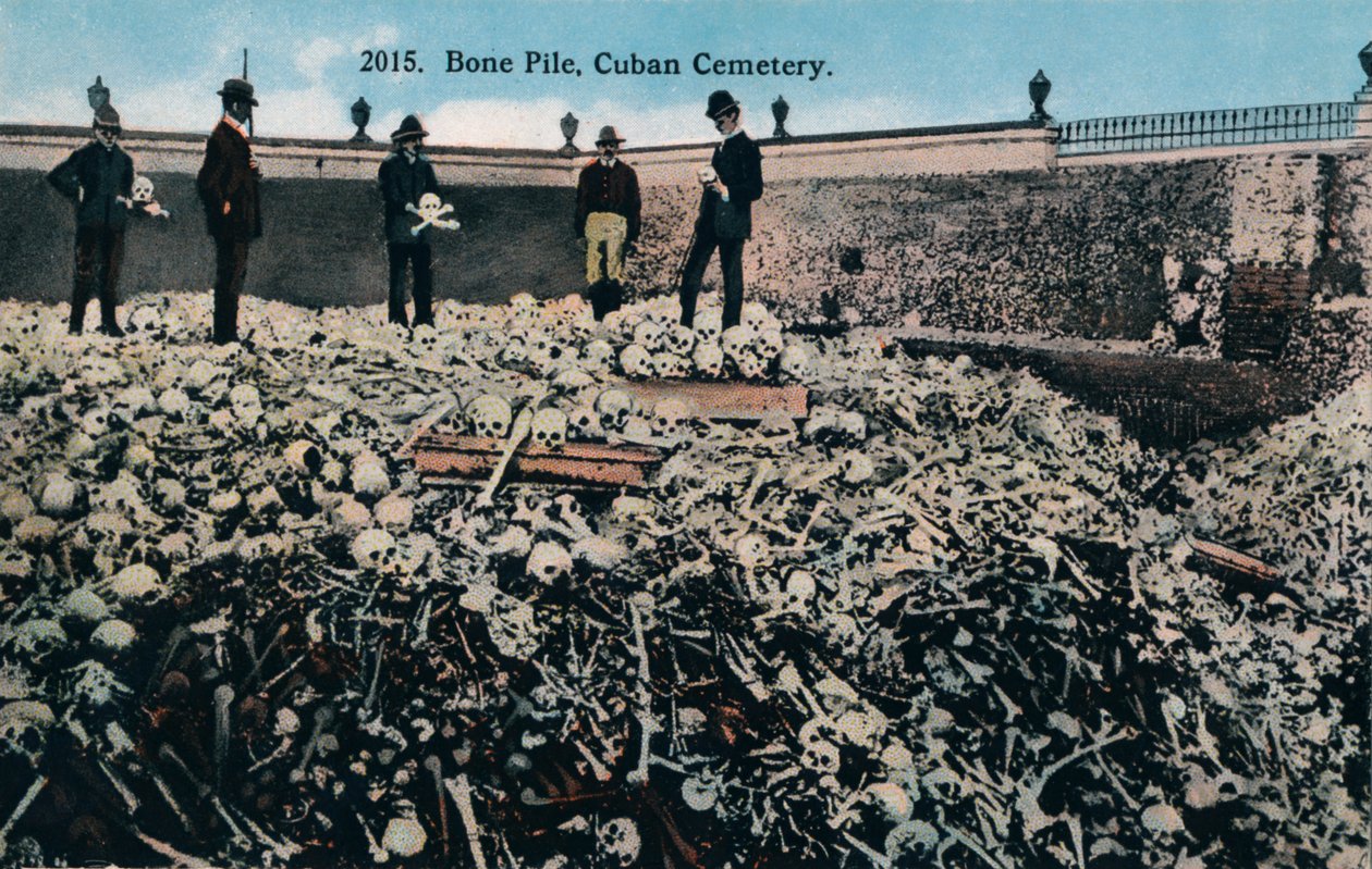 Bone Pile, cubansk kirkegård, c1910 av Unbekannt