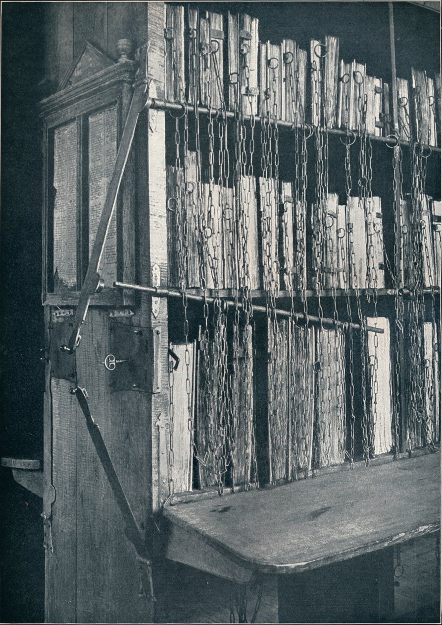 Bokhylle, 1400-tallet, med noen senere utgaver, og katalogramme, 1600-tallet, c1931 av Unbekannt