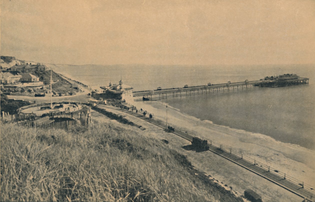 Boscombe Pier and Sea Front, 1929 av Unbekannt