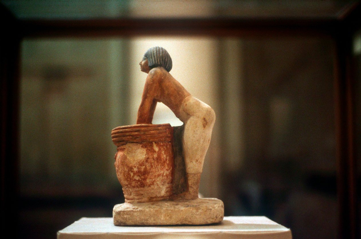 Brygger øl, egyptisk gravmodell fra Meketra, 9. dynasti, c2160 f.Kr. av Unbekannt