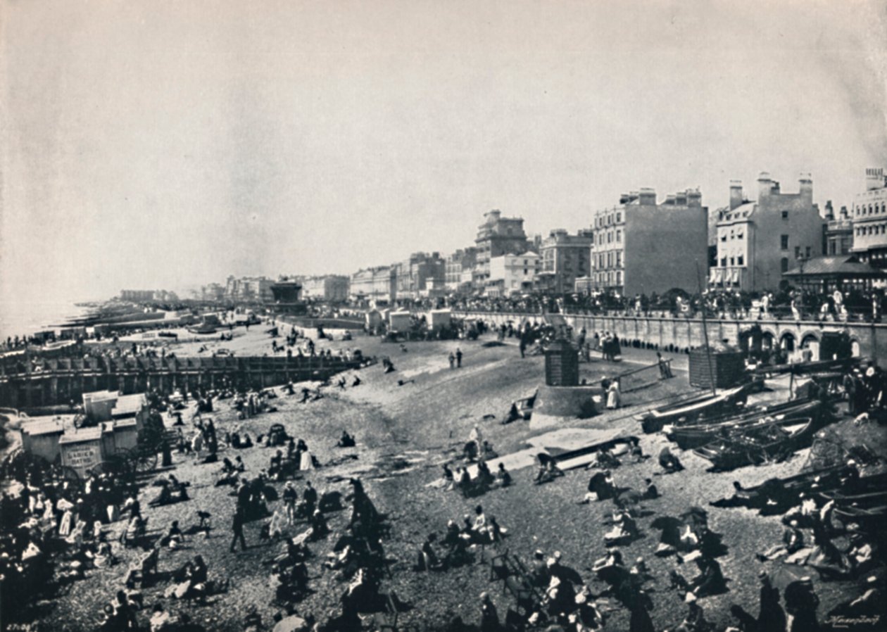 Brighton - A Long Stretch of the Beach, 1895 av Unbekannt