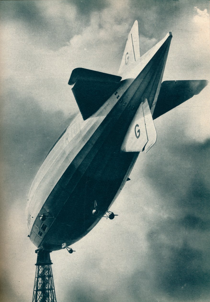 Britisk stivt luftskip R101 rir ved fortøyningsmasten hennes ved Cardington, Bedfordshire, c1929 c1937 av Unbekannt
