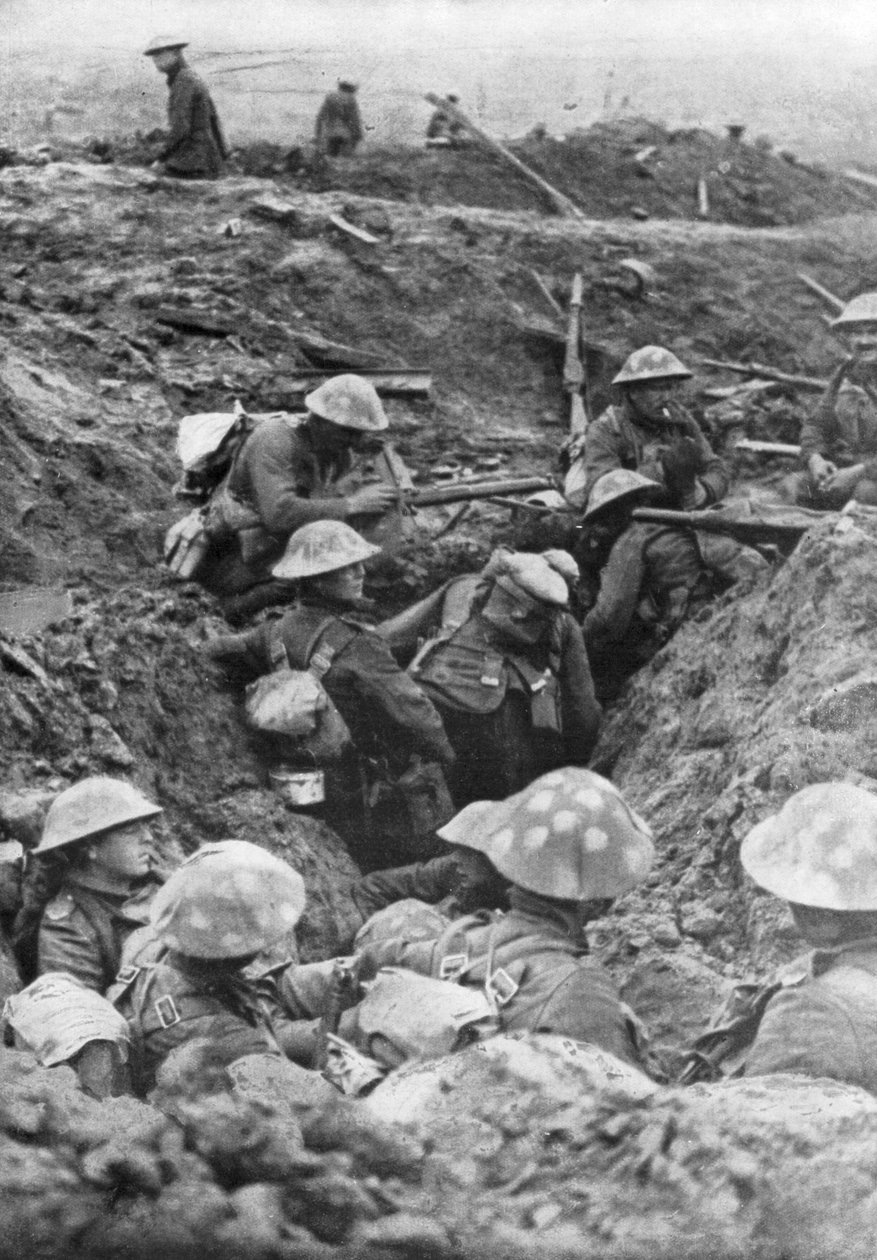 Britiske tropper ved Menin Road, nær Ypres, Belgia, 30. oktober 1917 av Unbekannt