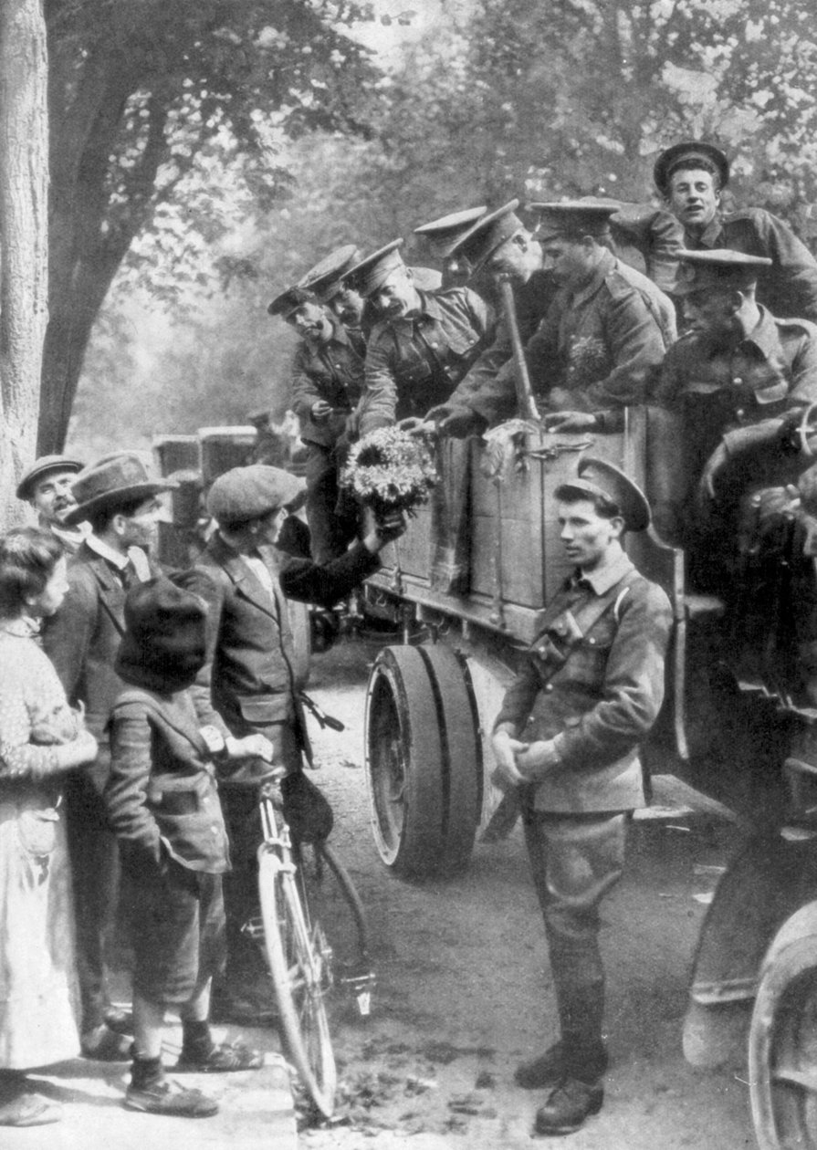 Britiske tropper på vei til fronten, Frankrike, 1914 av Unbekannt