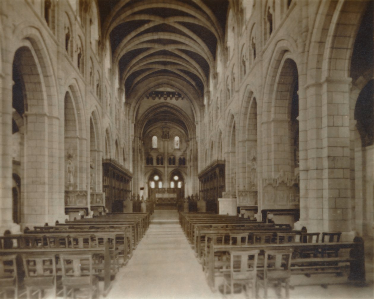 Buckfast Abbey Church, interiør, slutten av 1800-begynnelsen av 1900-tallet av Unbekannt