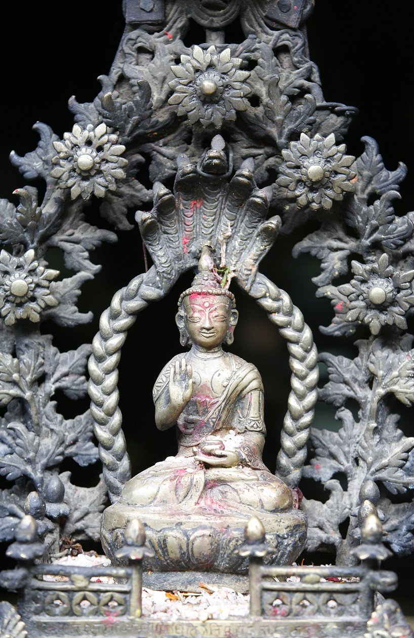 Buddha i det gylne tempel, Patan, Nepal av Unbekannt