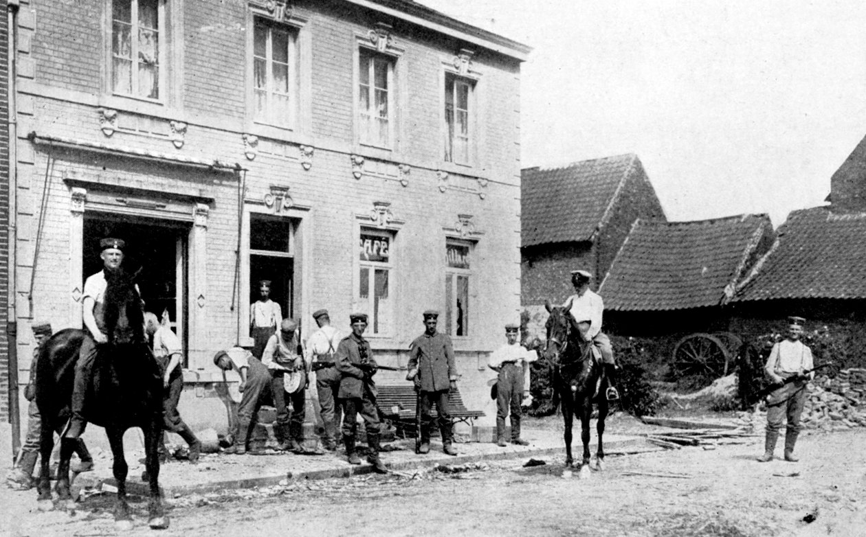 Kafé i Mouland, ødelagt av tyskere, første verdenskrig, 1914 av Unbekannt