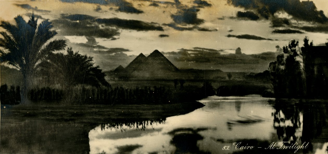 Kairo - At Twilight, c1918-c1939. av Unbekannt