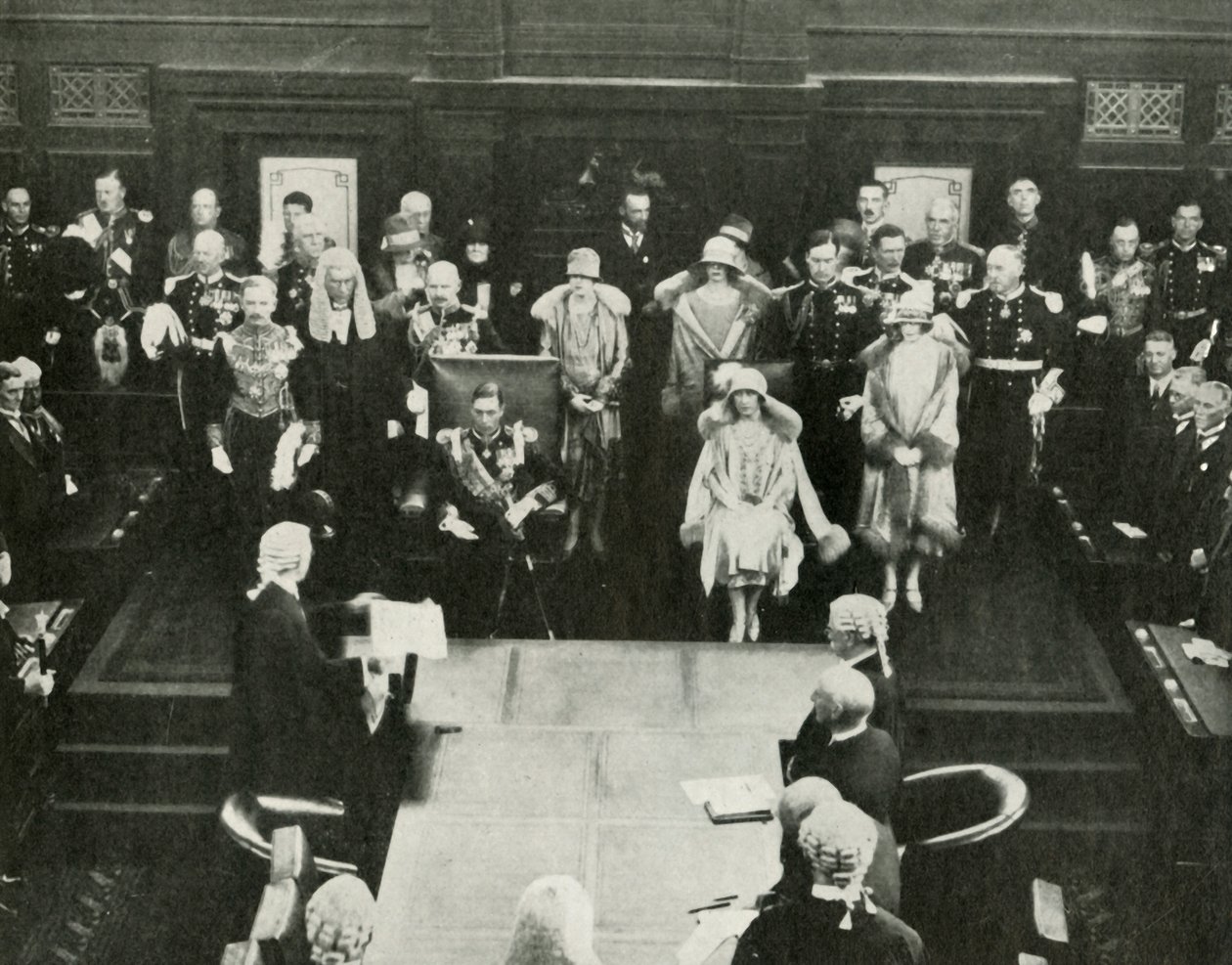 Canberra, Australia. Deres Majesteter åpner det første føderale parlamentet, 9. mai 1927, 1937. av Unbekannt