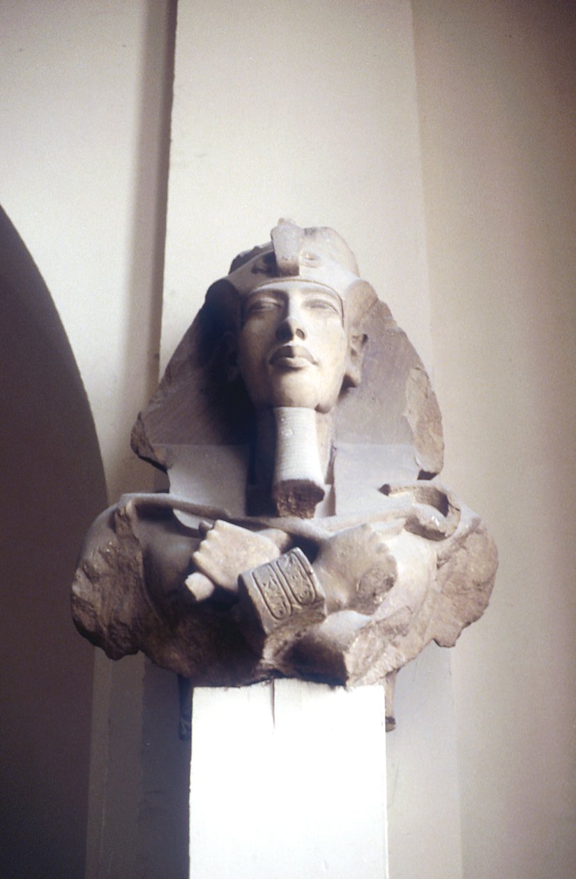 Utskåret hode til kong Akhenaten, gammel egyptisk, 18. dynasti, c1353-c1334 f.Kr. av Unbekannt