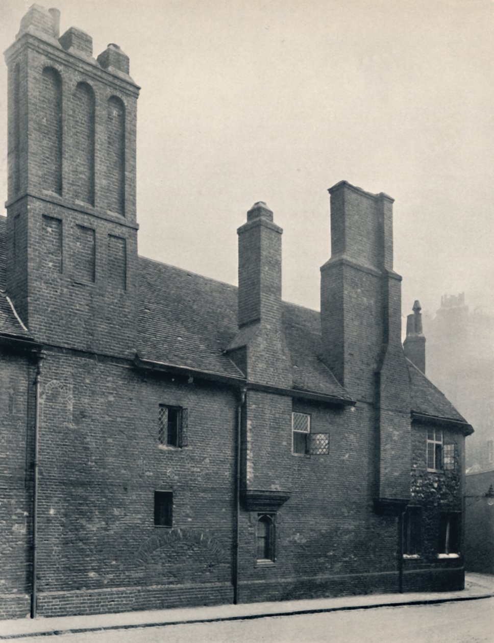 Charterhouse. Wash-house Court, eksteriør, vestfront, 1925 av Unbekannt