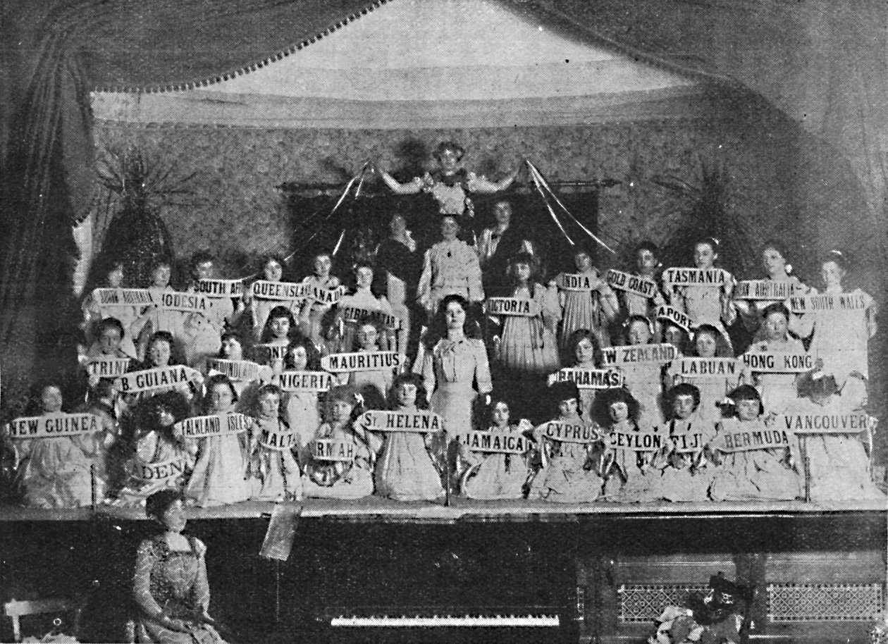 Children of the Empire, 1900 av Unbekannt