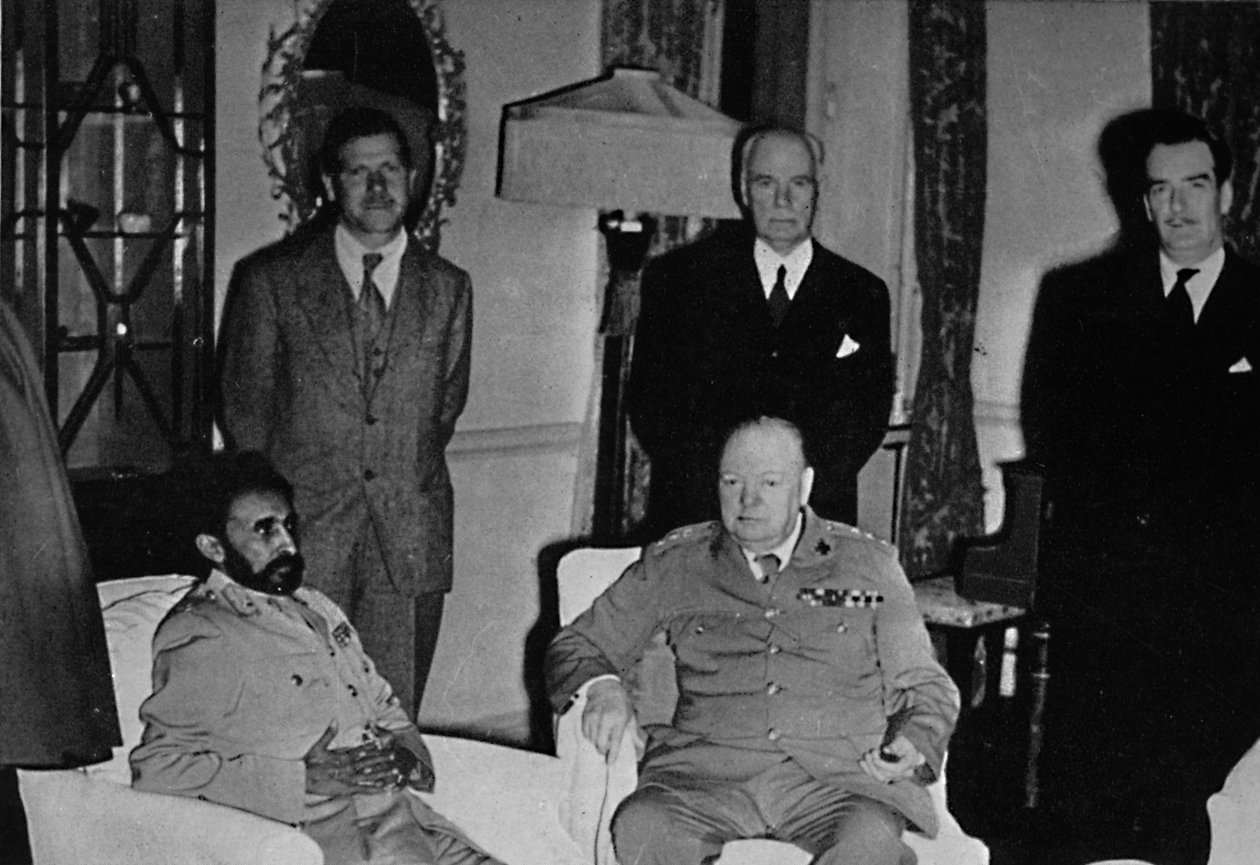 Churchill i Kairo, med den etiopiske keiseren, Haile Selassie, 1943, 1945. av Unbekannt