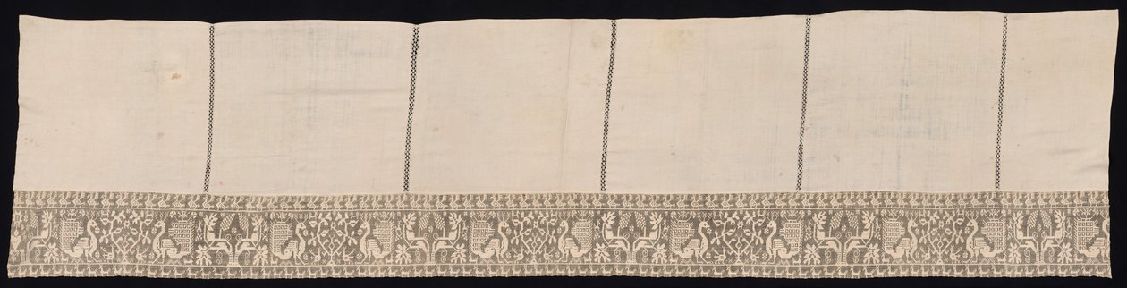 Klut med kant av påfugler og vegetasjon, 1600-1700-tallet. av Unbekannt