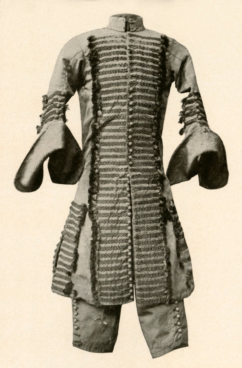Frakk og ridebukser av silke trimmet med fancy flette, c1680, 1937. av Unbekannt