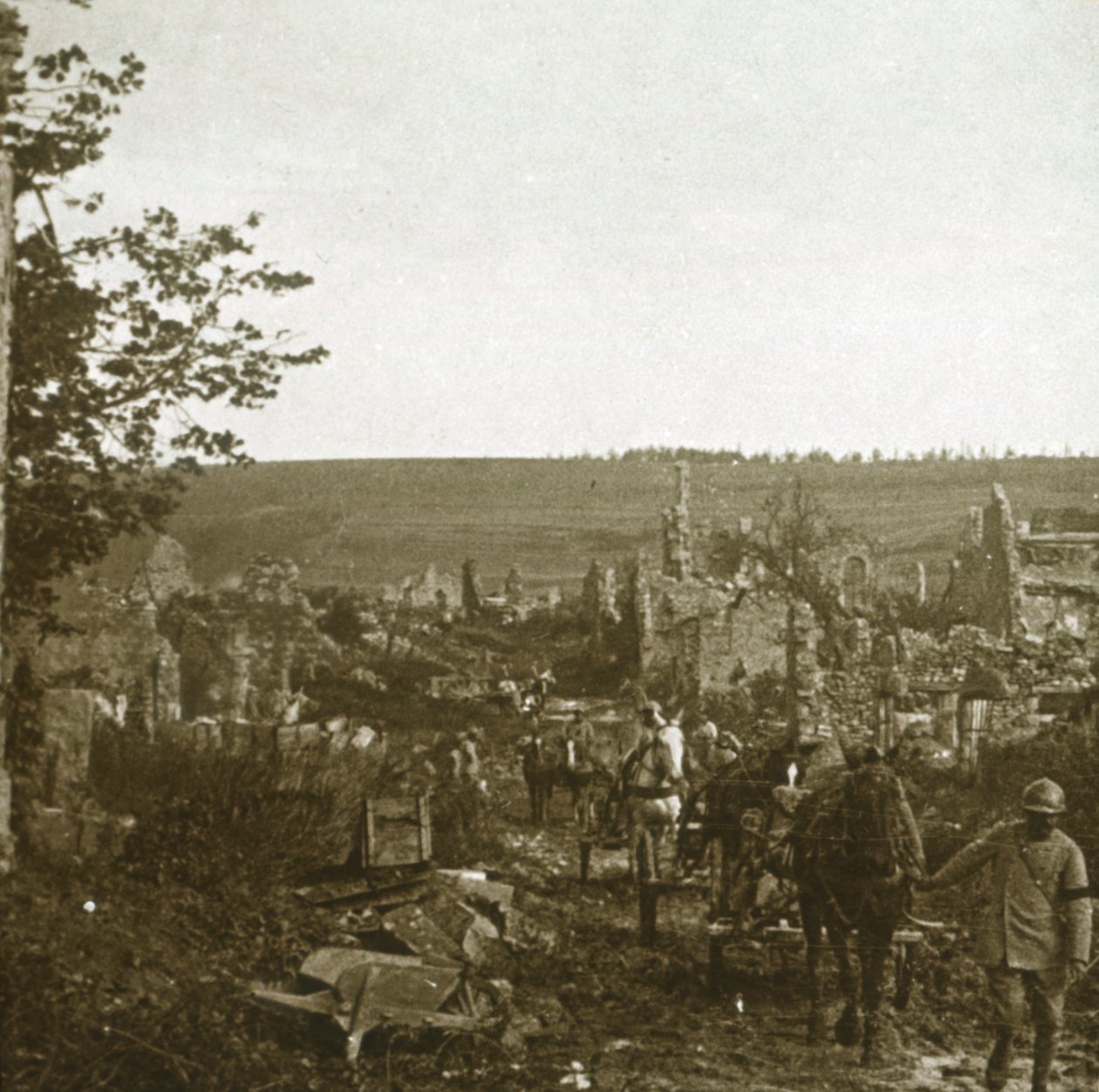 Konvoi, Les Eparges, Nord-Frankrike, c1914-c1918. av Unbekannt