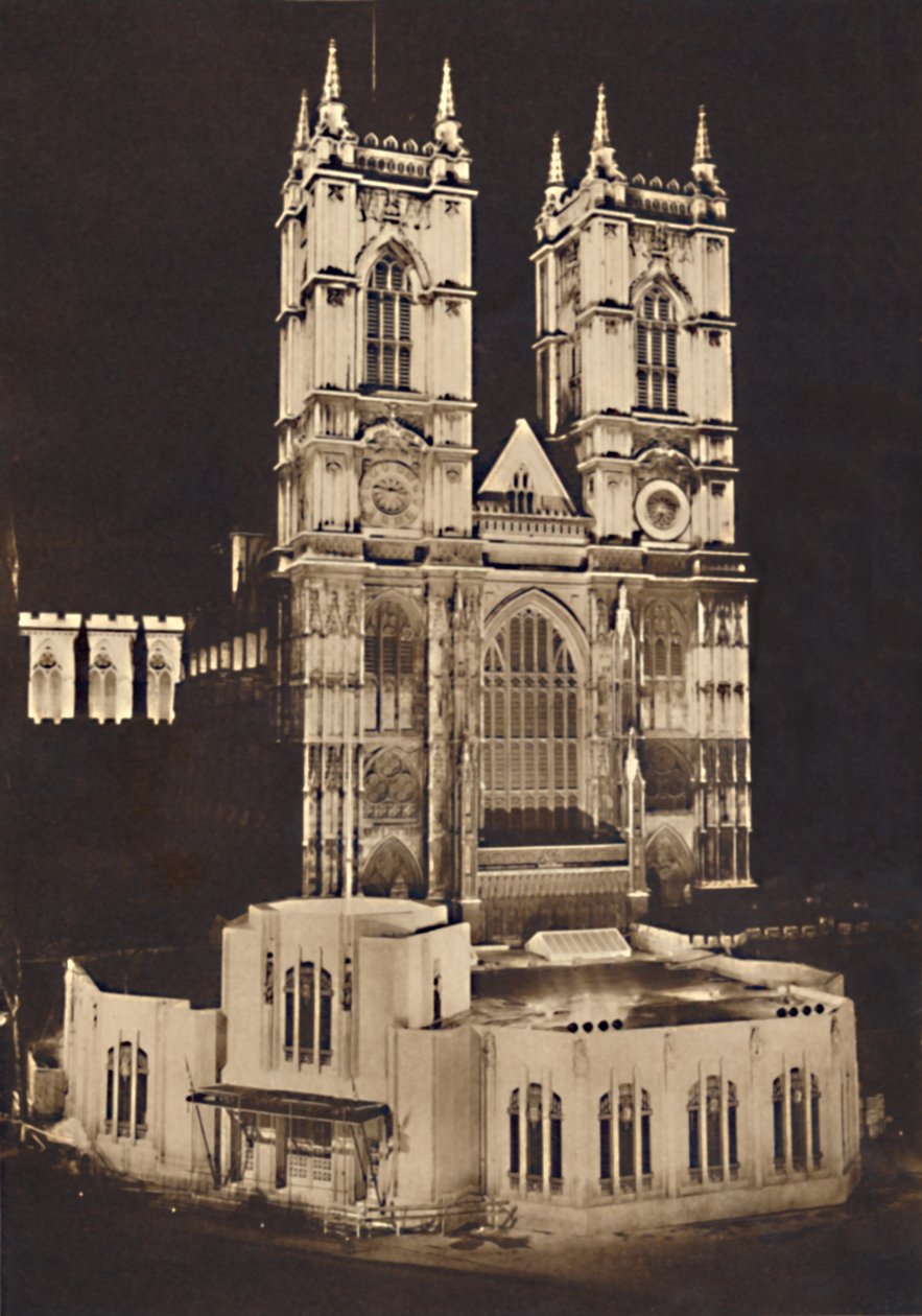 Coronation Floodlighting - Westminster Abbey, 1937 av Unbekannt
