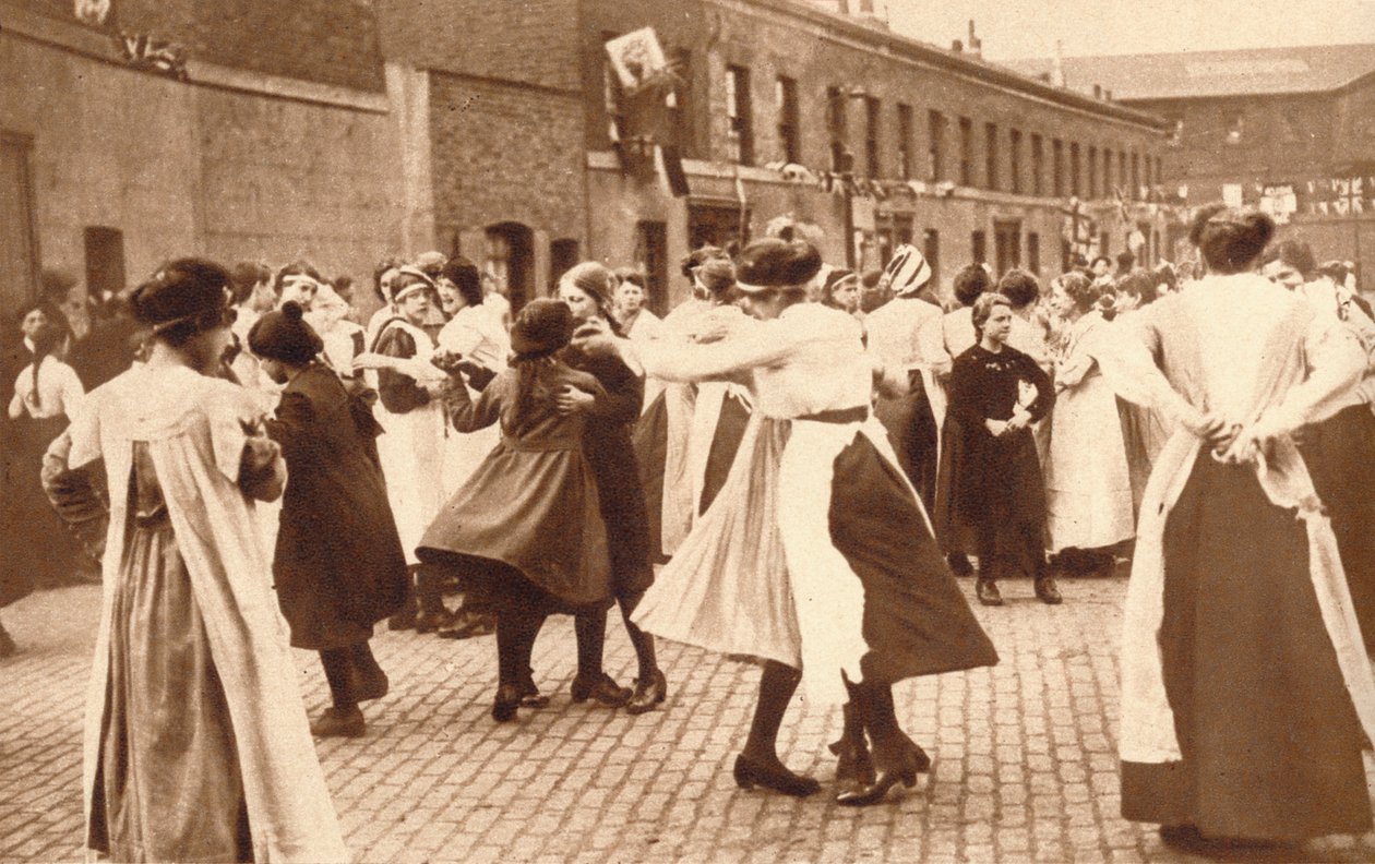 Dans feirer slutten på krigen, 1918 1935 av Unbekannt